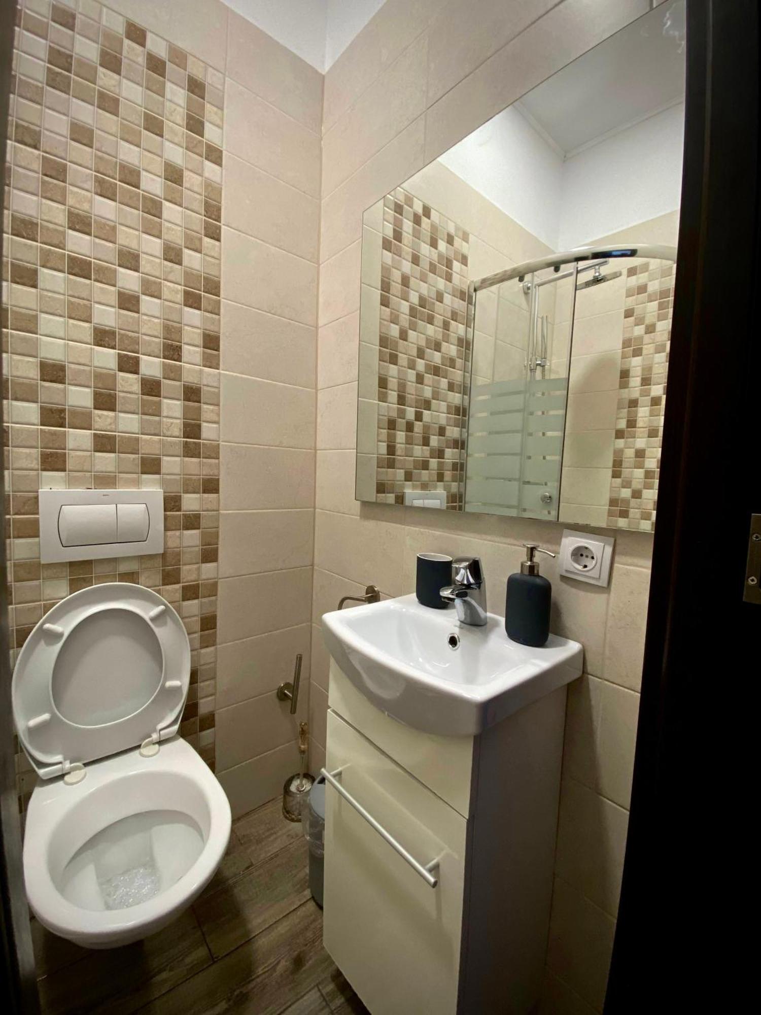 Ada'S Luxury Apartament&Studio - Old City Braşov Exterior foto