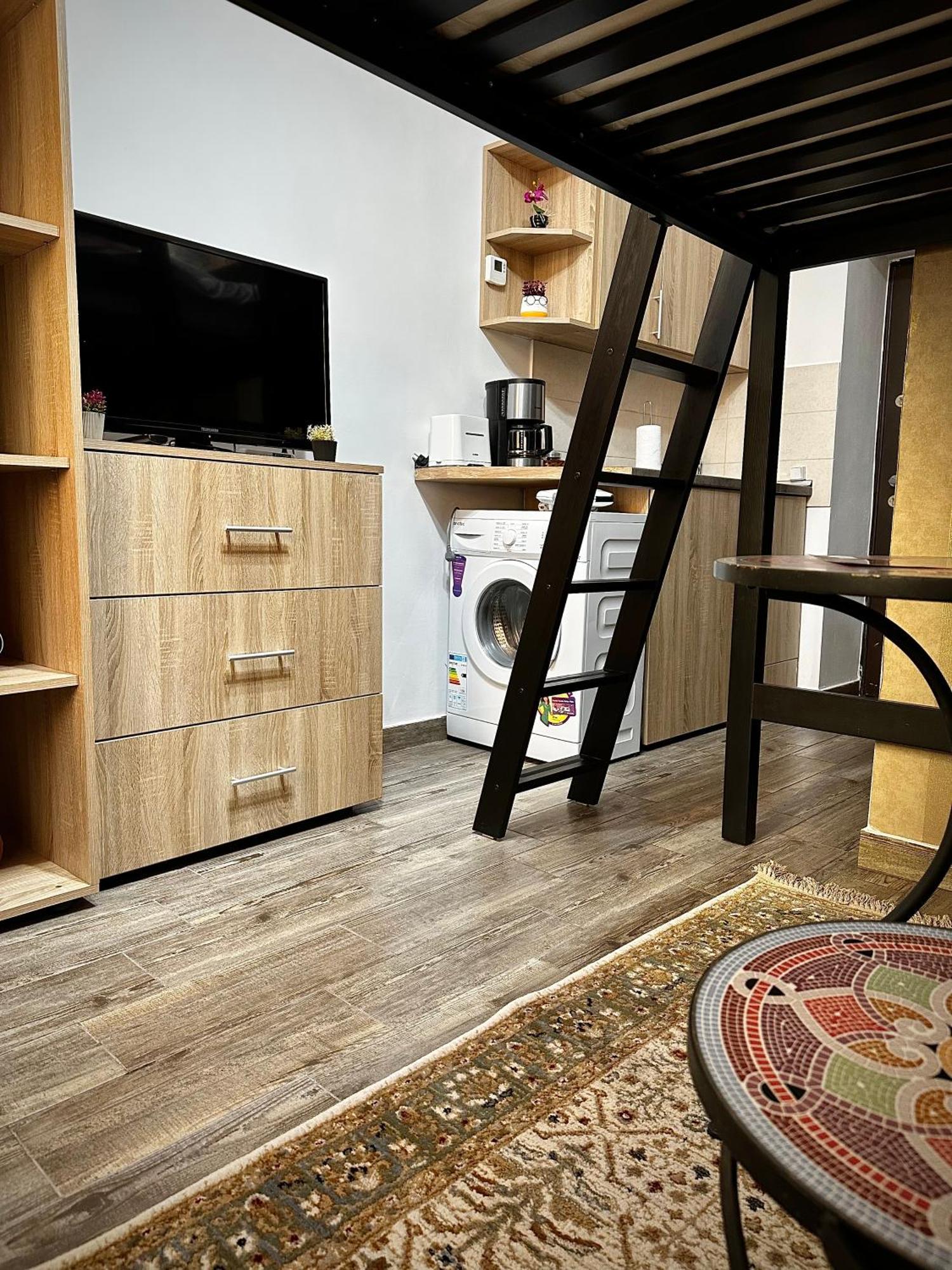 Ada'S Luxury Apartament&Studio - Old City Braşov Exterior foto