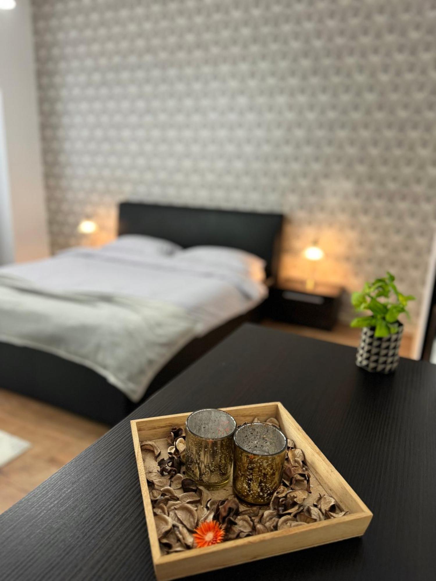 Ada'S Luxury Apartament&Studio - Old City Braşov Exterior foto